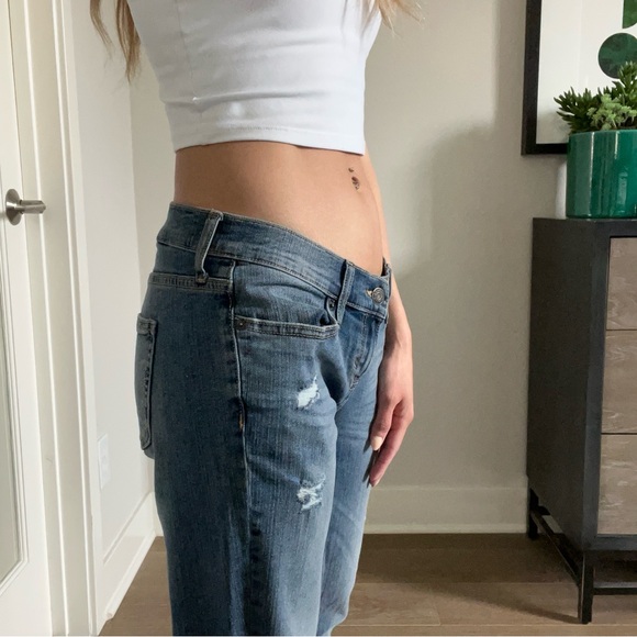 Banana Republic Girlfriend Jeans - Picture 2 of 4